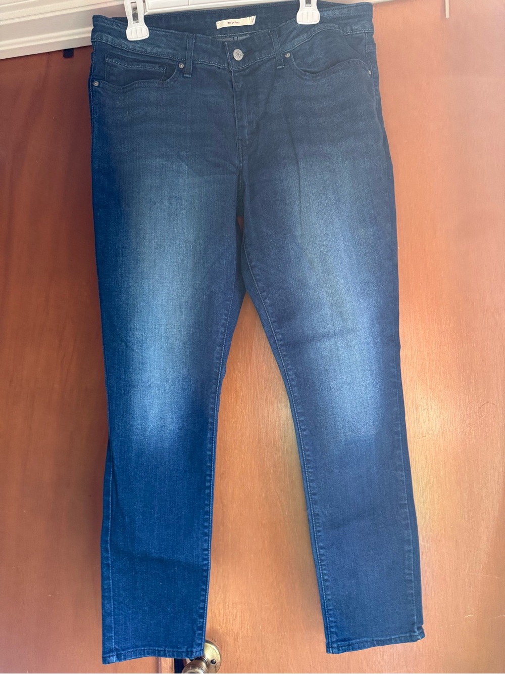 Levi's Women's Dark Blue 711 Skinny Jeans